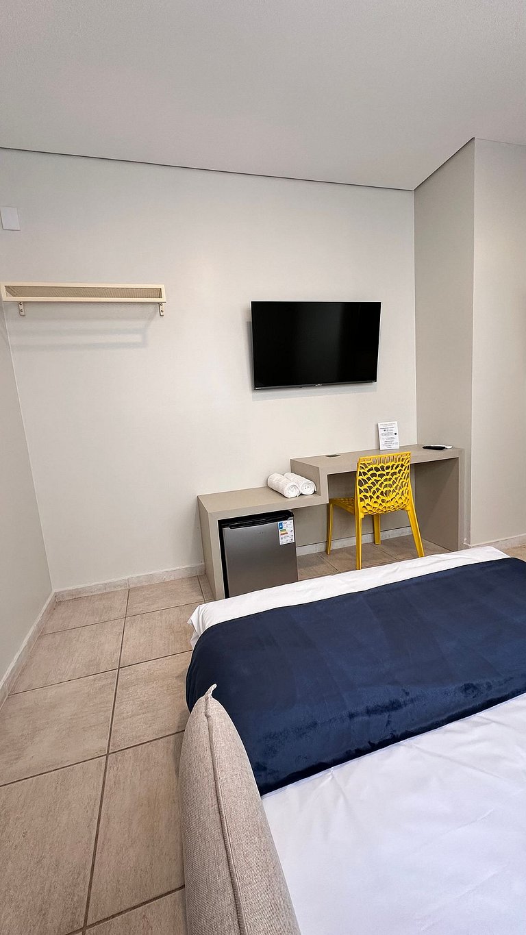 Quarto com banheiro privativo em pousada