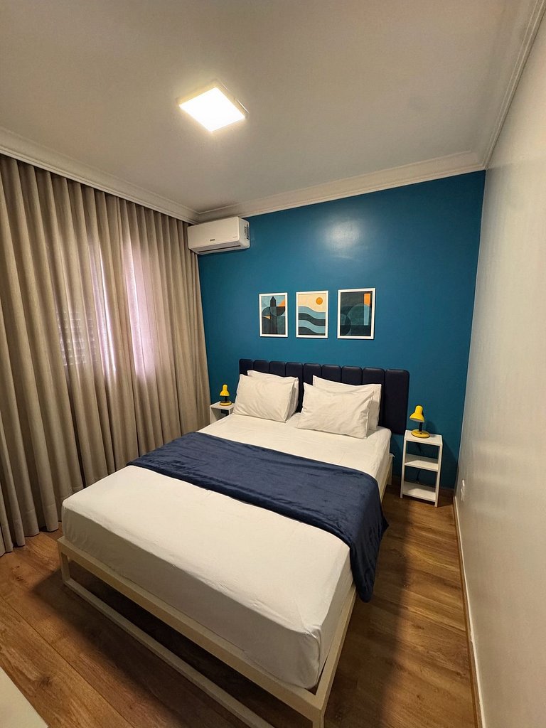 Quarto privativo próximo ao Lourdes e Savassi