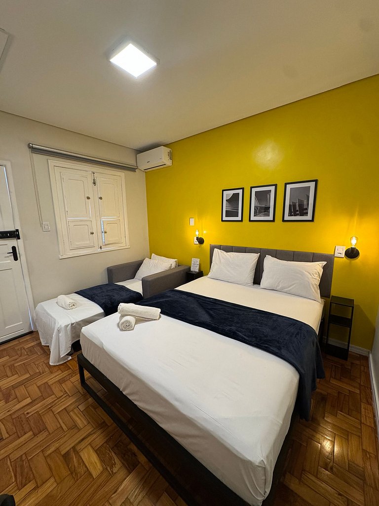 Flat com banheiro privativo próximo a Savassi