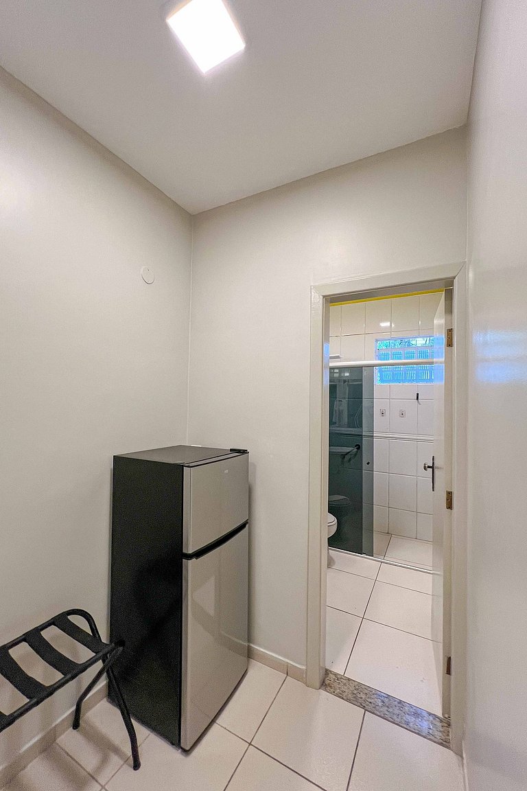 Flat com banheiro privativo próximo a Savassi
